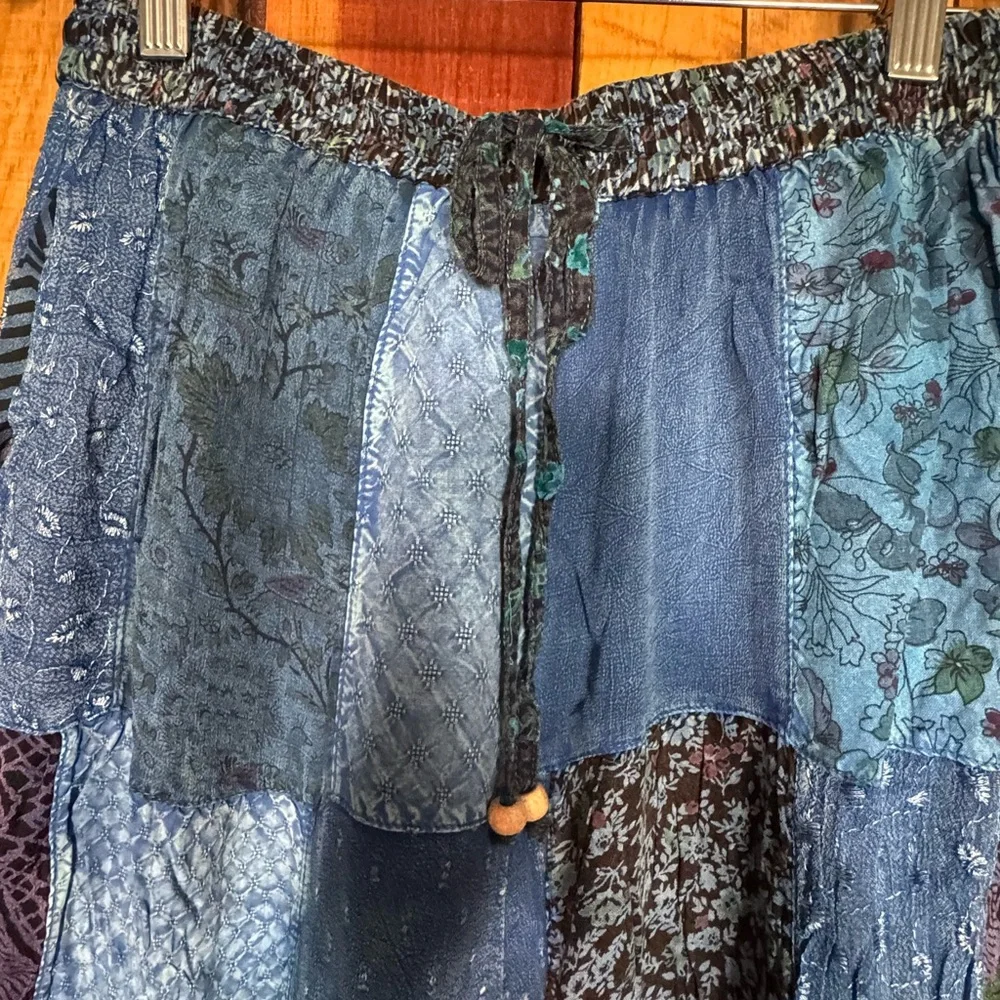 YOUNG THREADS NWT BLUE PATCHWORK WIDE-LEG PANTS W/ POCKETS LARGE - Picture 2 of 6